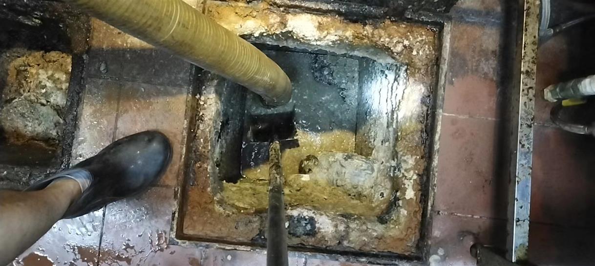 嘉祥化油池清理-污水池清掏